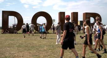 Sorteren op Dour festival